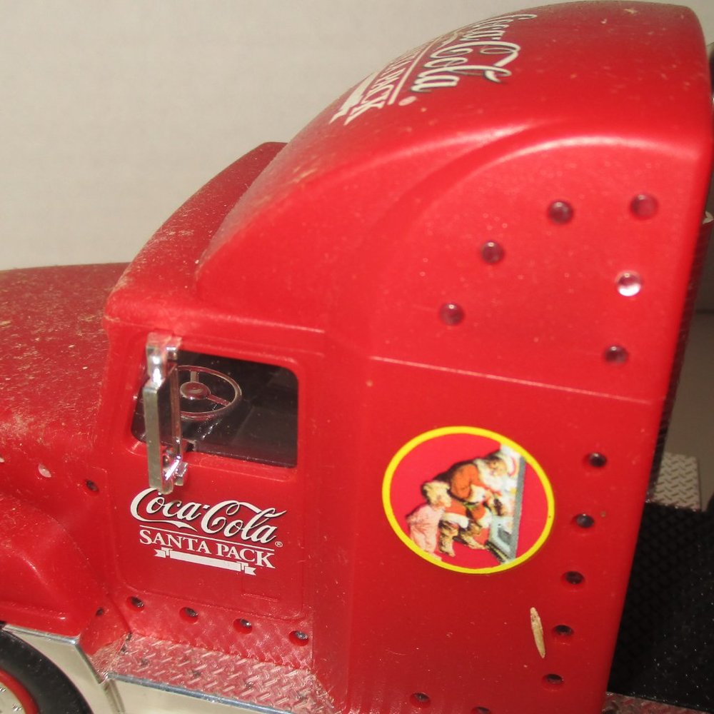 Coca-Cola Vintage Holiday Lighted Caravan 1998 New Vintage - Picture 10 of 16